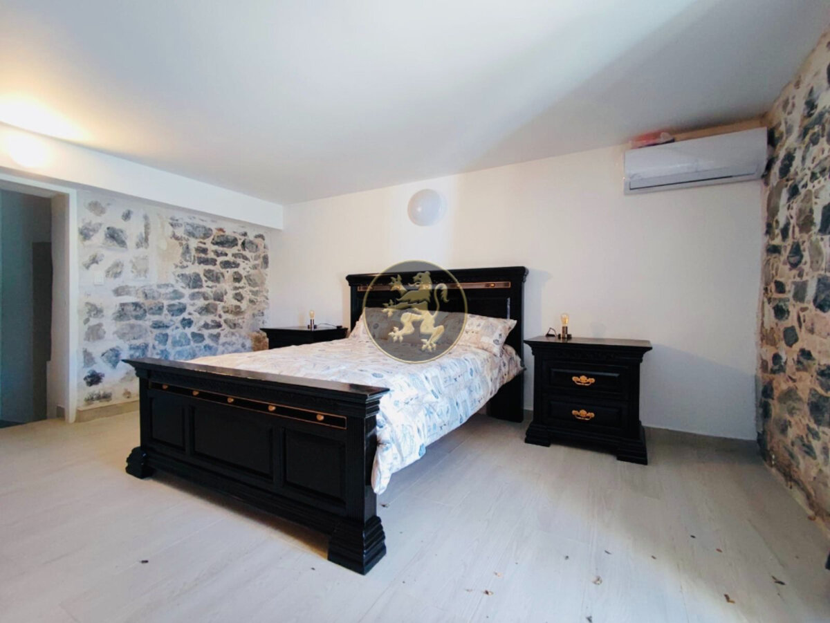 🔸4BR/4BA HOUSE🔸📍Almond Grove #401