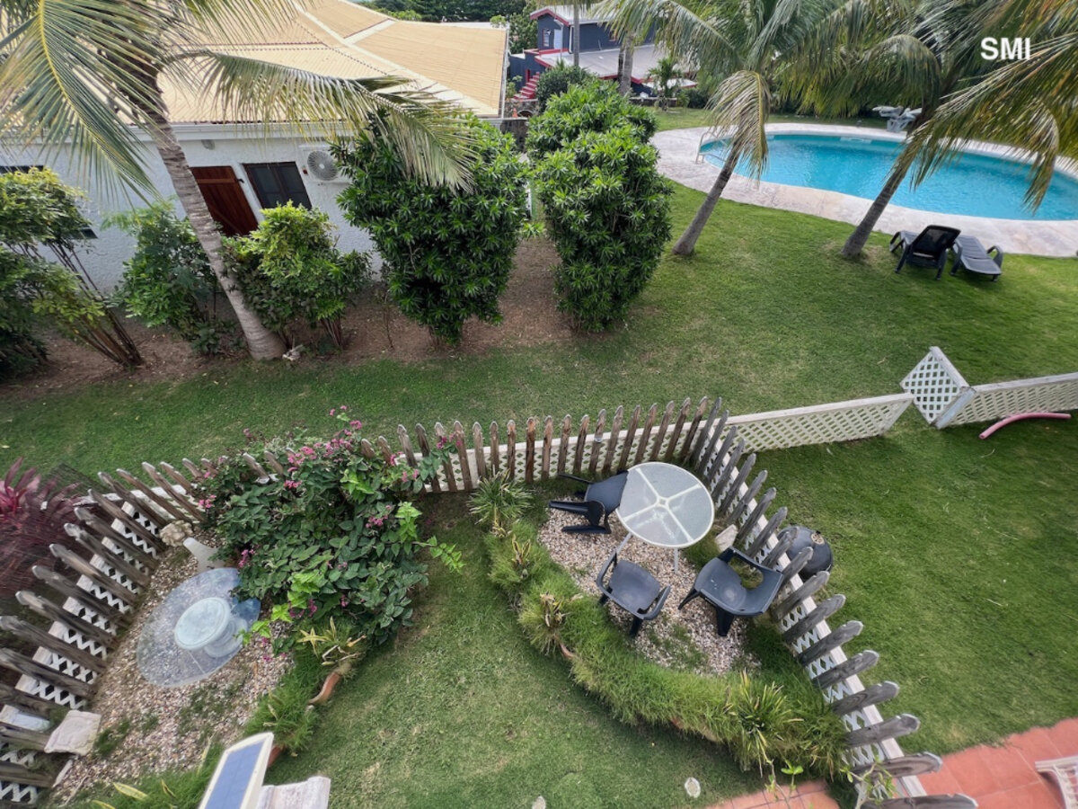 Duplex Almond Grove Garden, Pool, gated, SXM