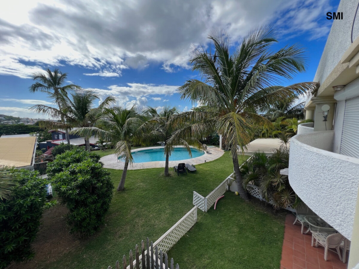 Duplex Almond Grove Garden, Pool, gated, SXM