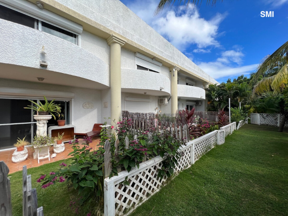 Duplex Almond Grove Garden, Pool, gated, SXM