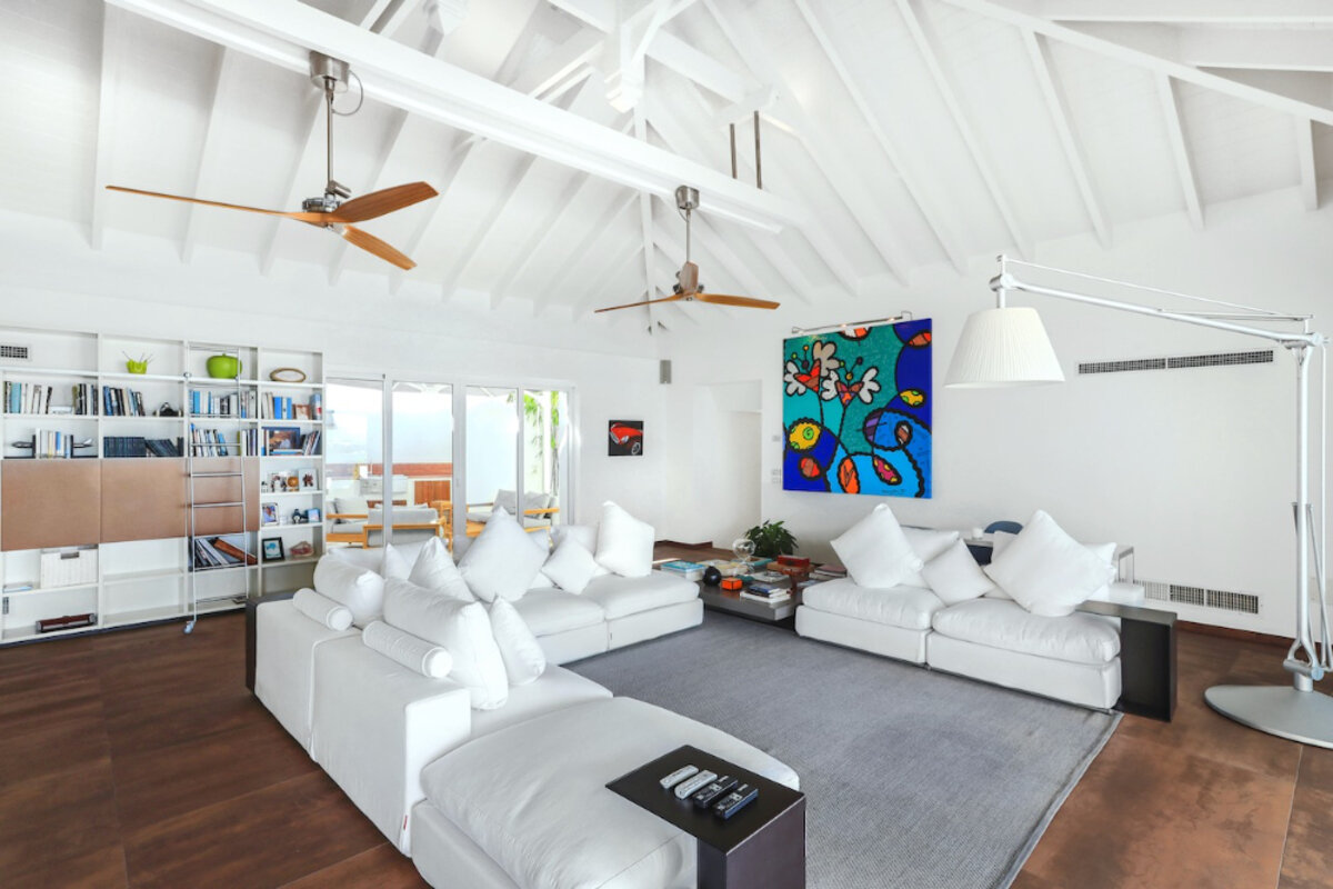 DeLuxe Villa Boat Slip gates community SXM