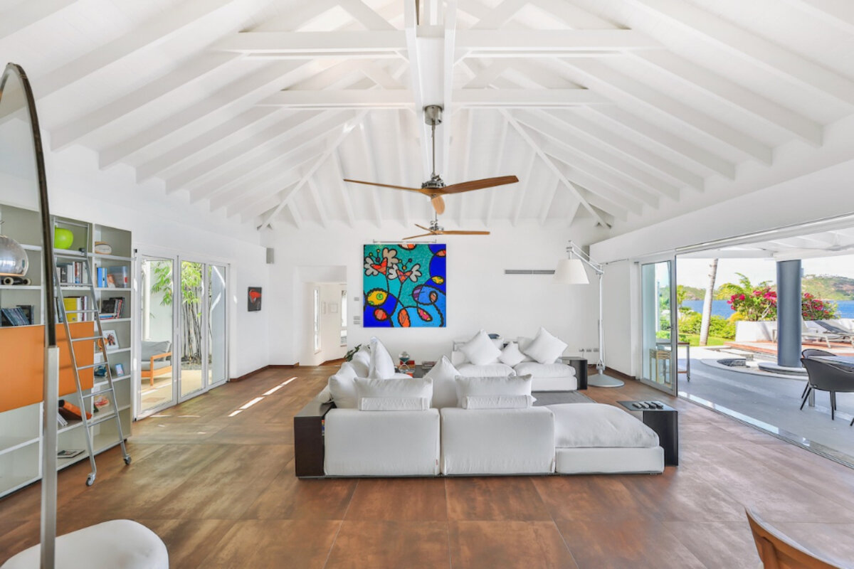 DeLuxe Villa Boat Slip gates community SXM