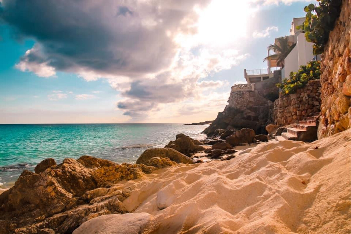 Hotel apartment investment