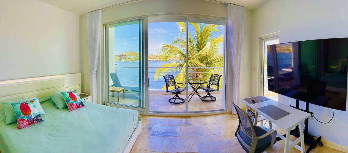 Waterfront 2 Br 2B baths Oyster Pond St. Maarten
