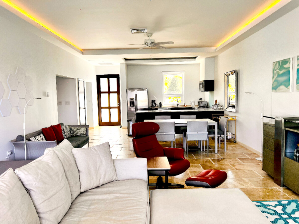 Waterfront 2 Br 2B baths Oyster Pond St. Maarten