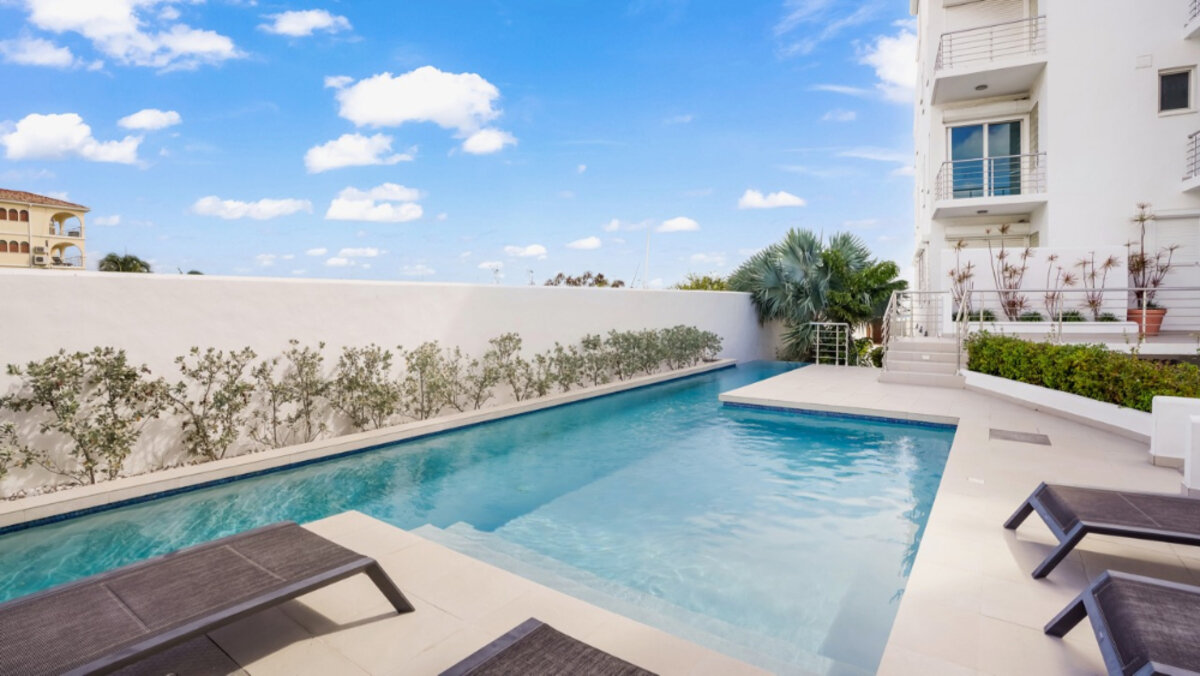 Luxury Beachfront Simpson Bay SXM