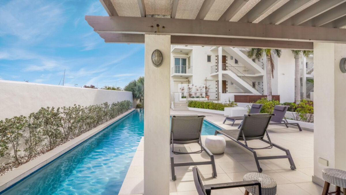 Luxury Beachfront Simpson Bay SXM