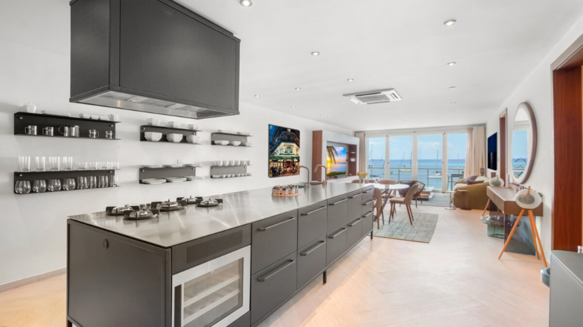 Luxury Beachfront Simpson Bay SXM