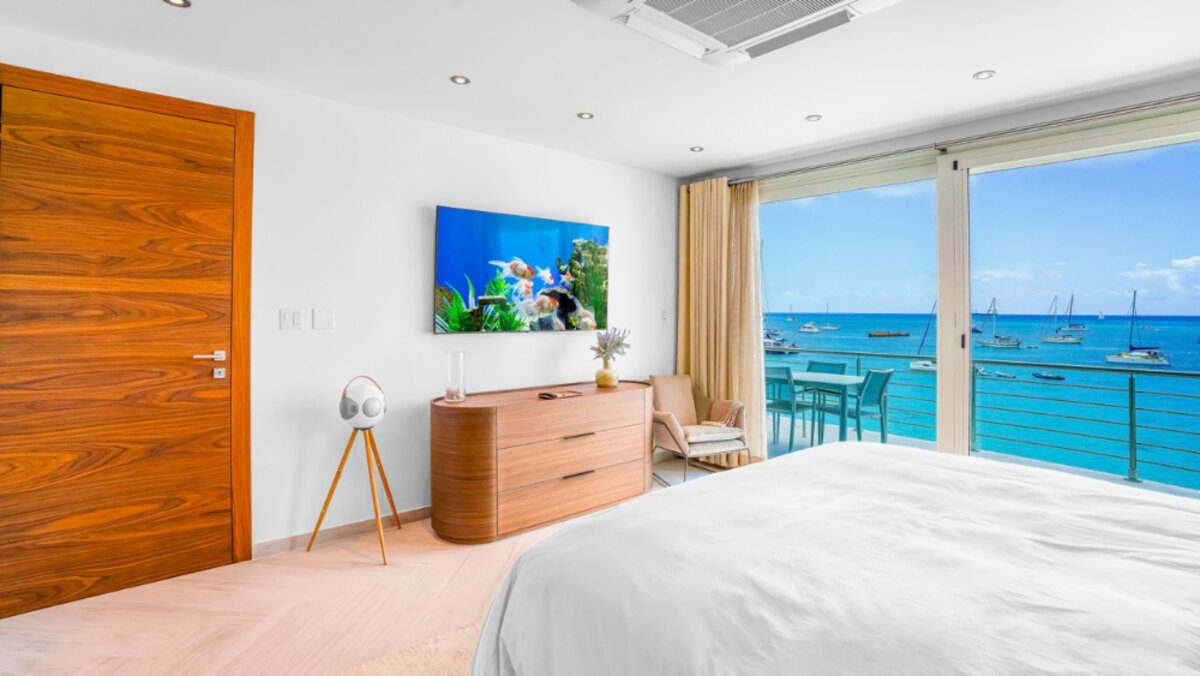 Luxury Beachfront Simpson Bay SXM