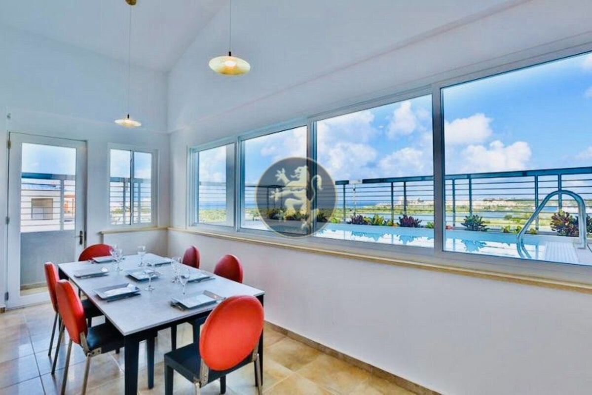 A Haven of Elegance for this Stunning Penthouse