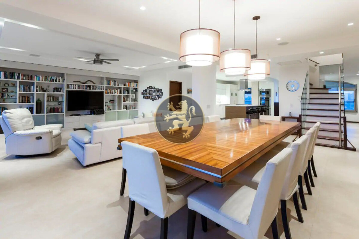 🔸4BR/4BA PENTHOUSE🔸📍 Simpson Bay #377