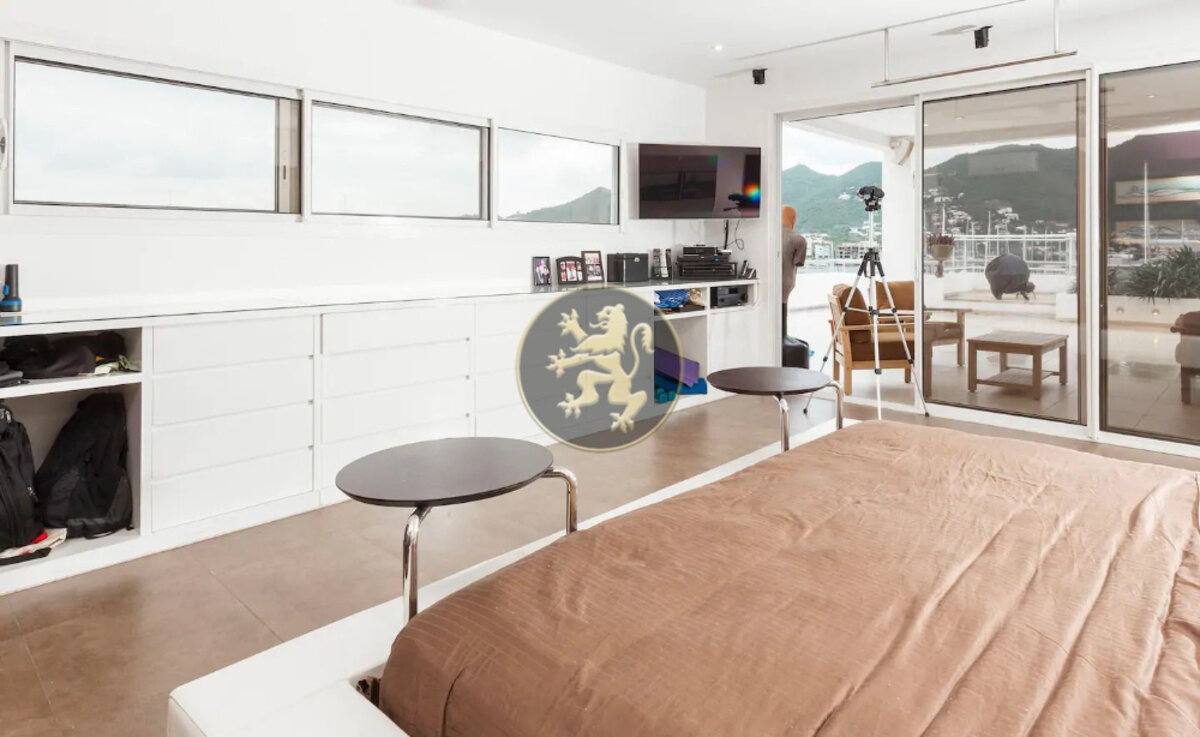 🔸4BR/4BA PENTHOUSE🔸📍 Simpson Bay #377