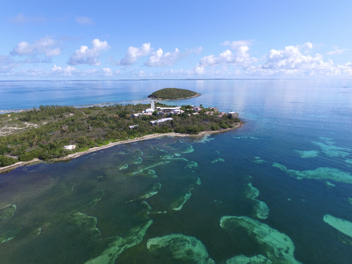 27 acres Beachfront St Martin