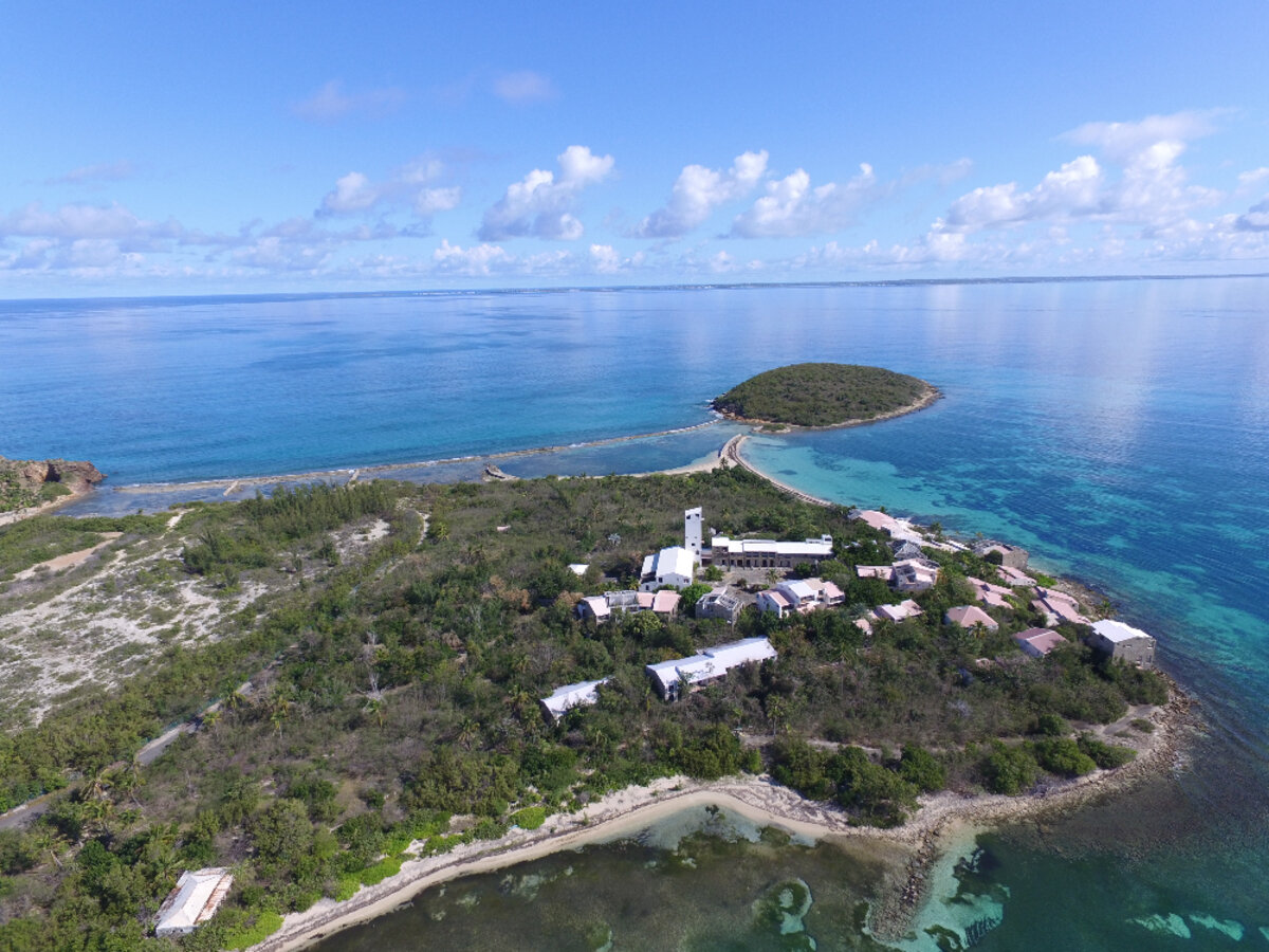 27 acres Beachfront St Martin