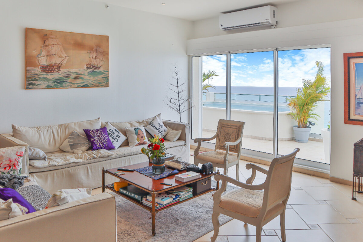 Beachfront Sapphire Penthouse