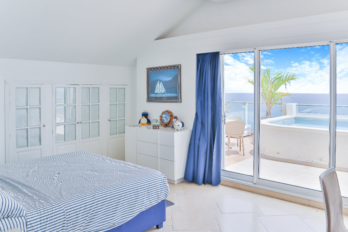 Beachfront Sapphire Penthouse