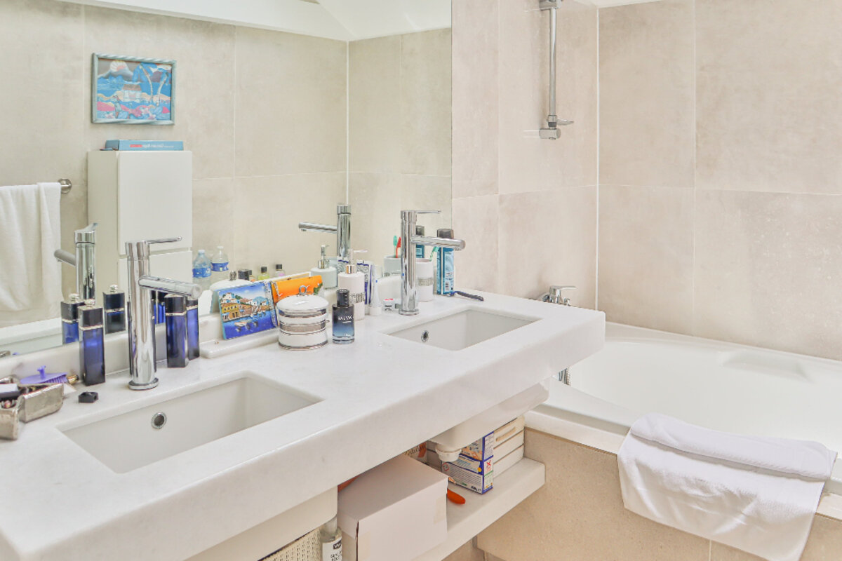 Beachfront Sapphire Penthouse