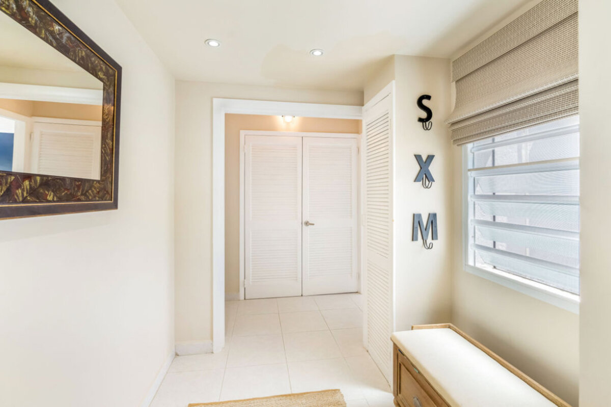 Beachfront Paradise in Cupecoy Beach