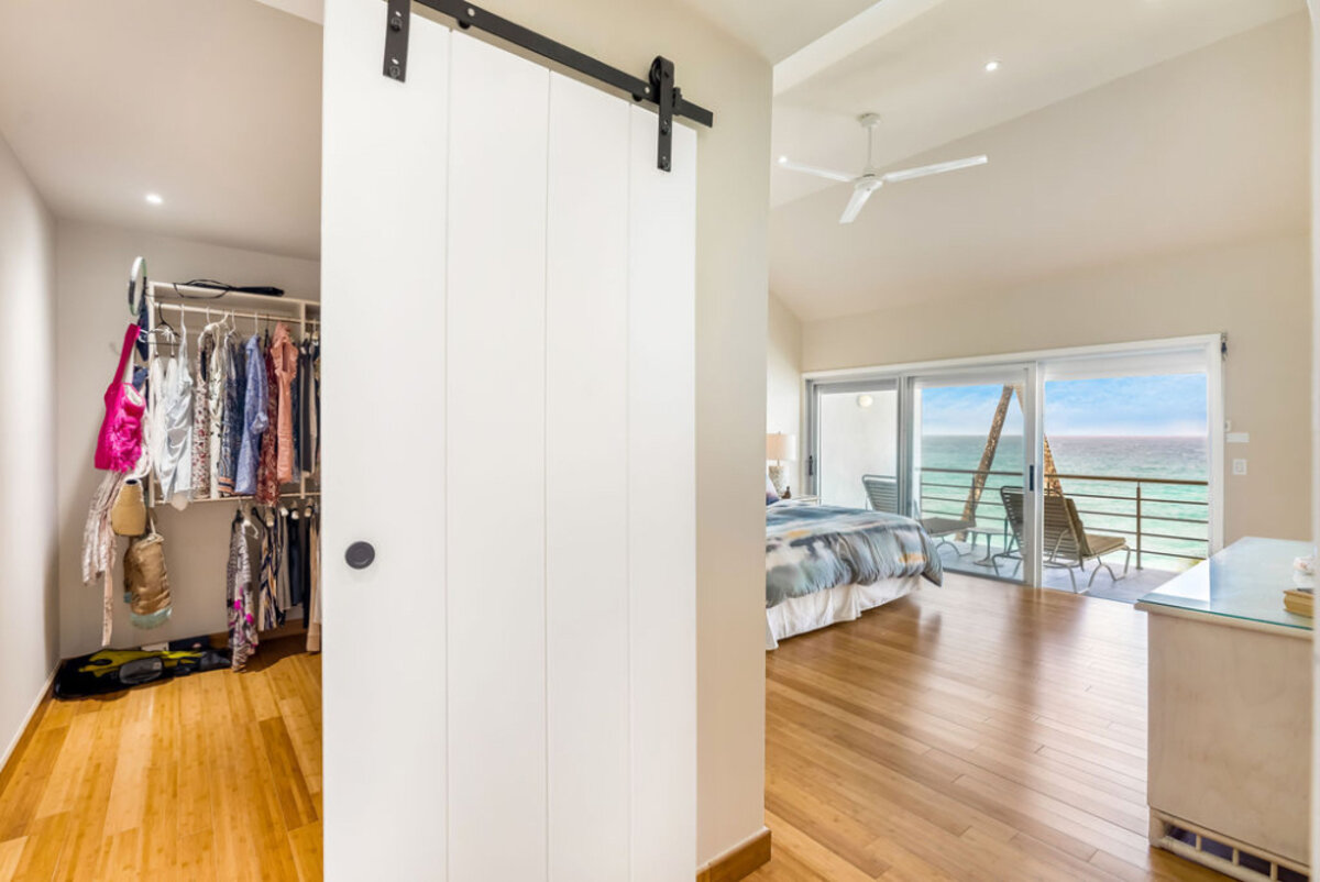 Beachfront Paradise in Cupecoy Beach