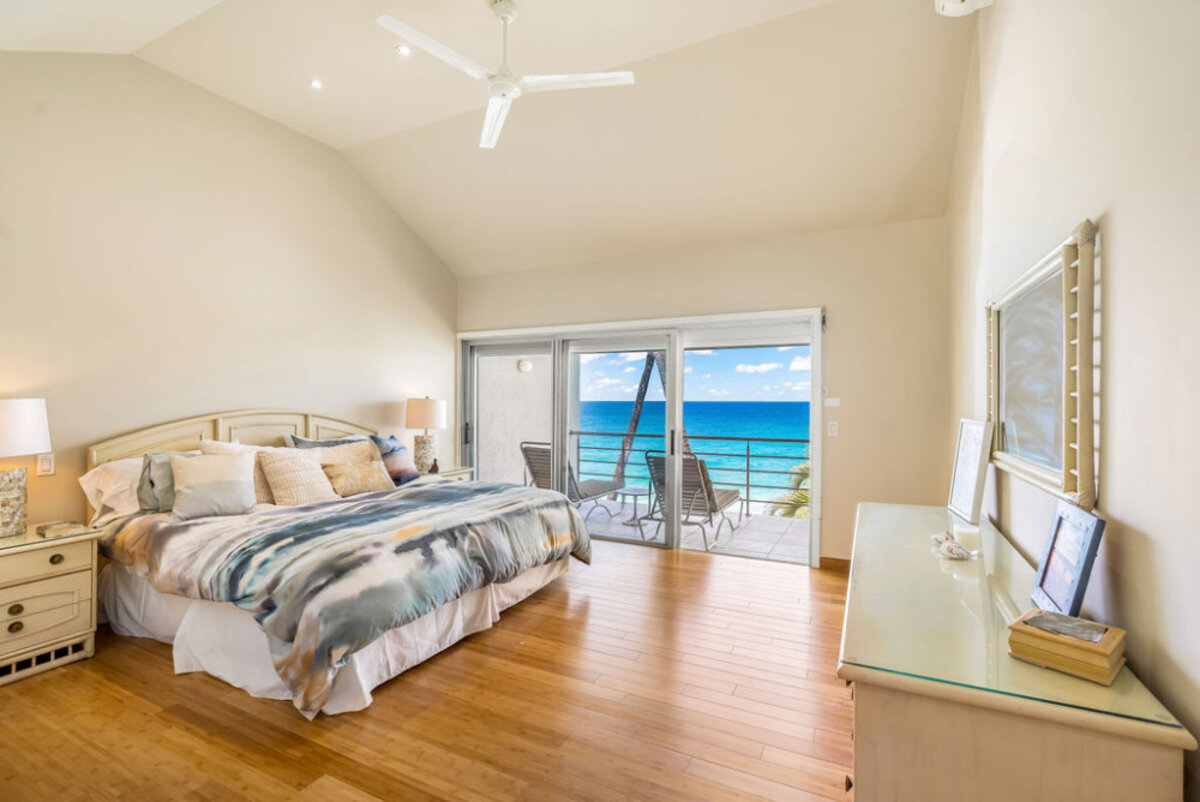 Beachfront Paradise in Cupecoy Beach