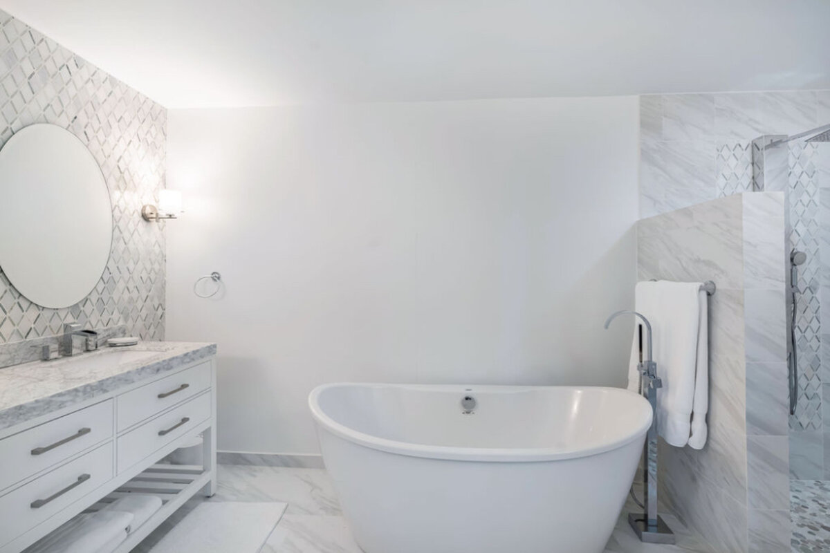 Beachfront Paradise in Cupecoy Beach