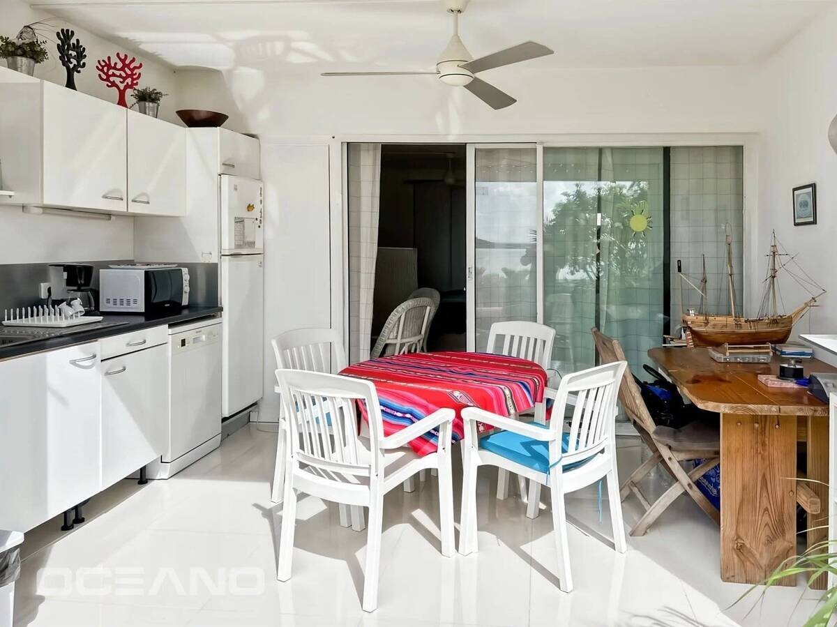 Charmant studio meublé avec vue panoramique sur le lagon