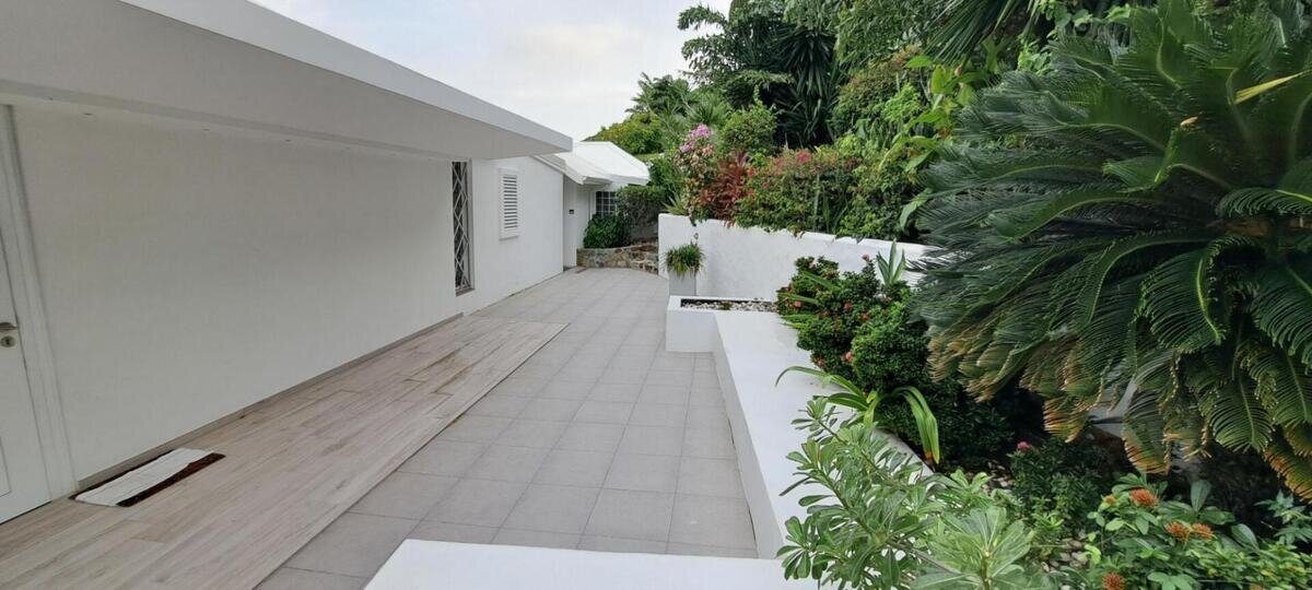 Villa haut de gamme avec vue mer sur 2000 m² de terrain