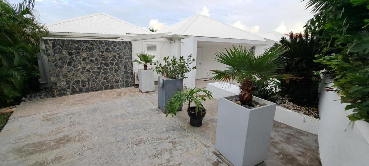 Villa haut de gamme avec vue mer sur 2000 m² de terrain