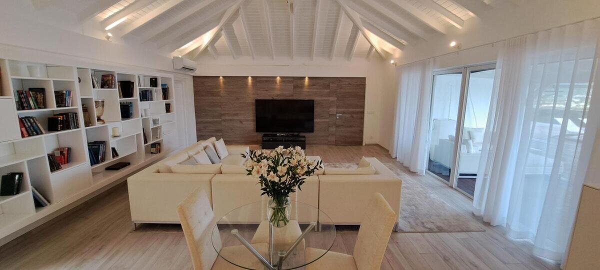 Villa haut de gamme avec vue mer sur 2000 m² de terrain