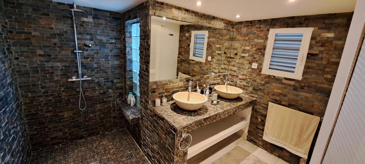 Villa haut de gamme avec vue mer sur 2000 m² de terrain