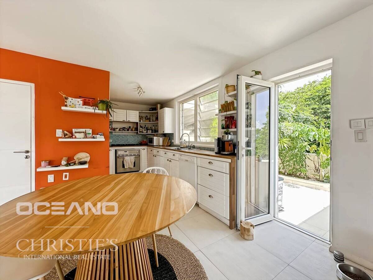 Pelican Key-Beautiful "Santa Fe" Style Home With Panoramic