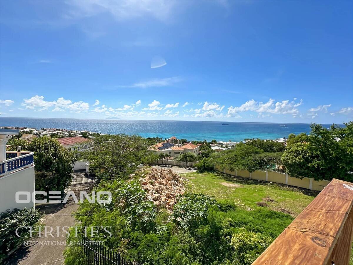 Pelican Key-Beautiful "Santa Fe" Style Home With Panoramic