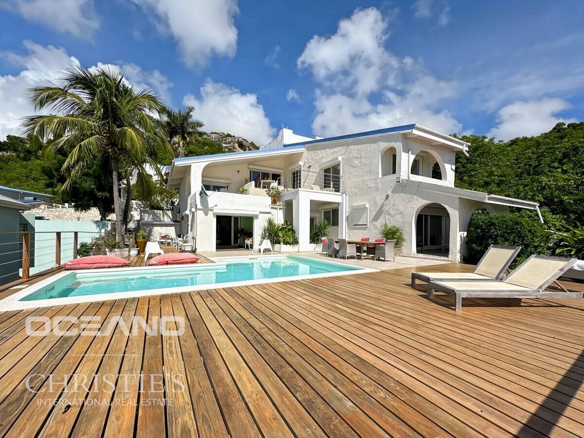 Pelican Key-Beautiful "Santa Fe" Style Home With Panoramic