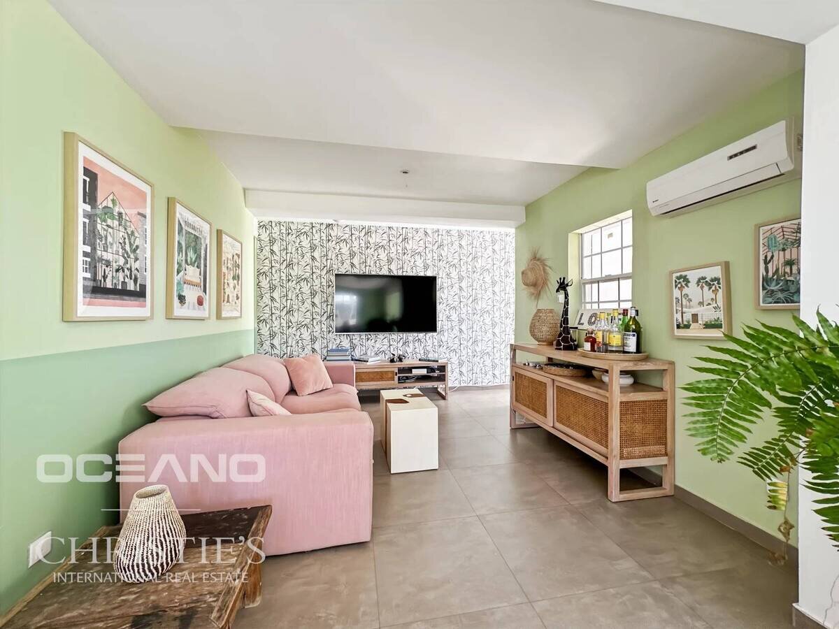 Pelican Key-Beautiful "Santa Fe" Style Home With Panoramic