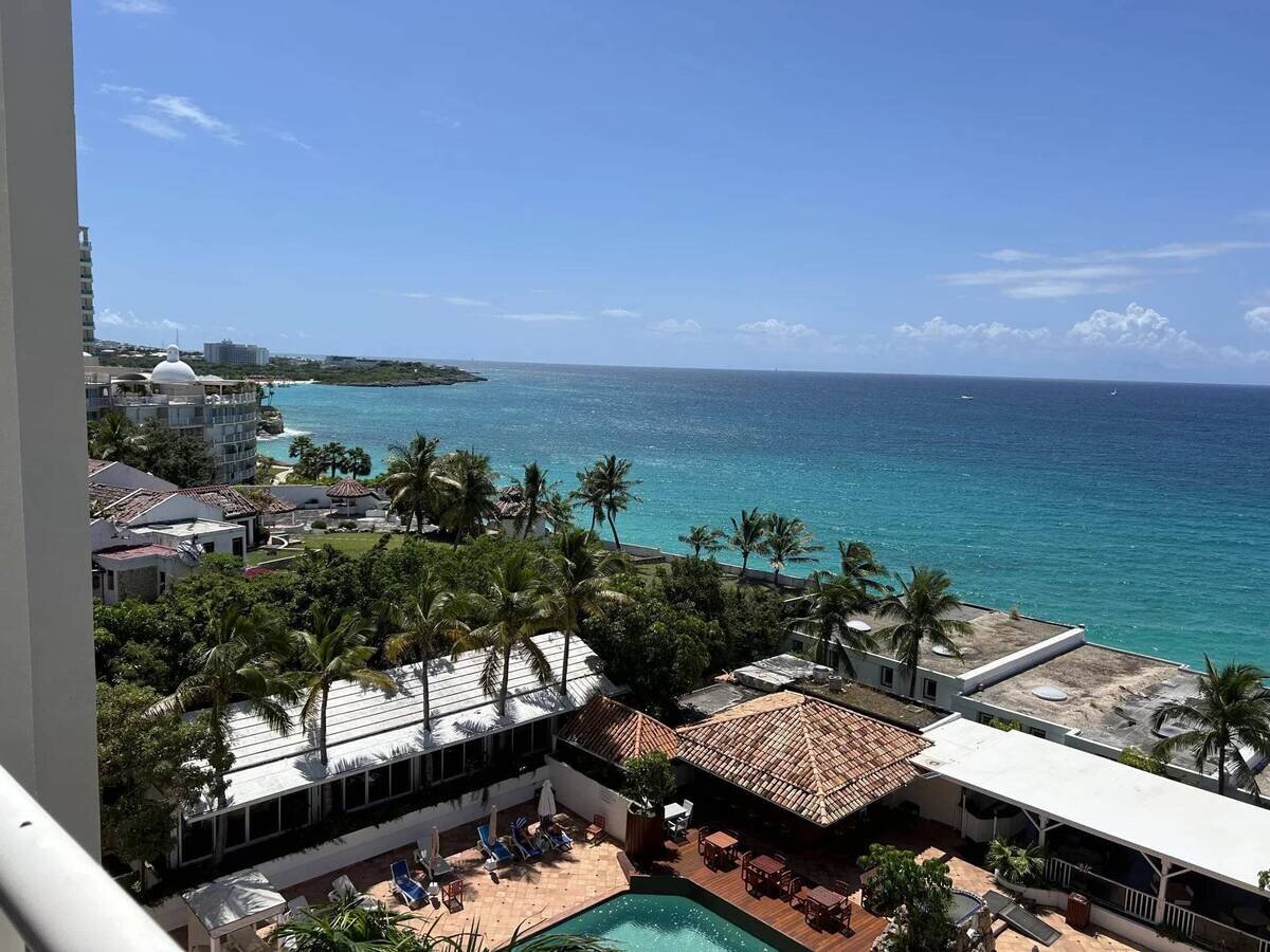 Un bijou d'appartement sur la plage .