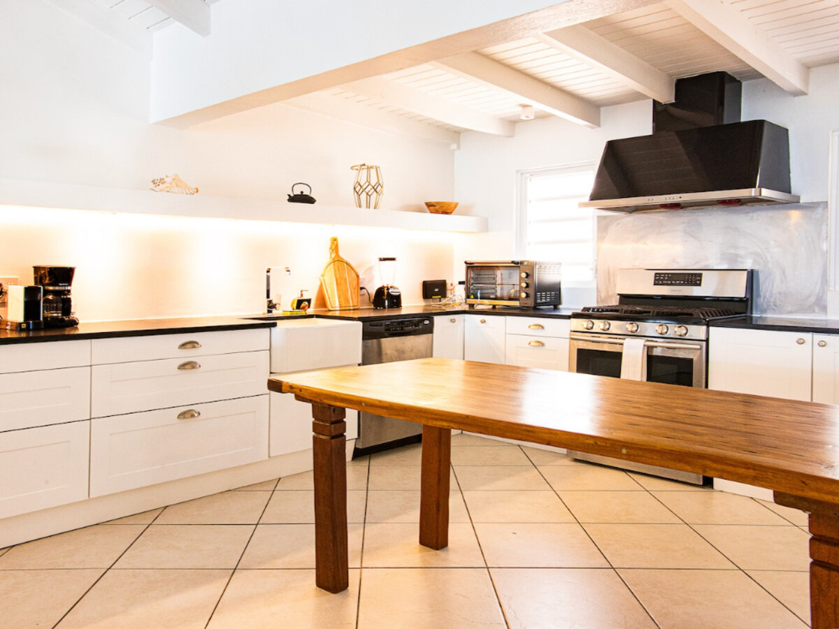 Seafront Villa Bonjour, Beacon Hill St. Maarten