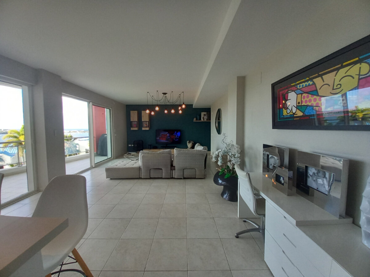 Aquamarina 2 bed infinity view
