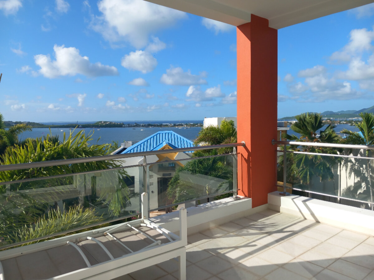 Aquamarina 2 bed infinity view