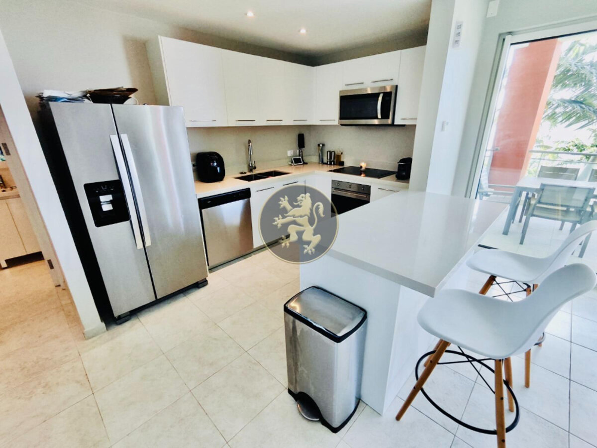 Luxurious Condo with Stunning Water Views