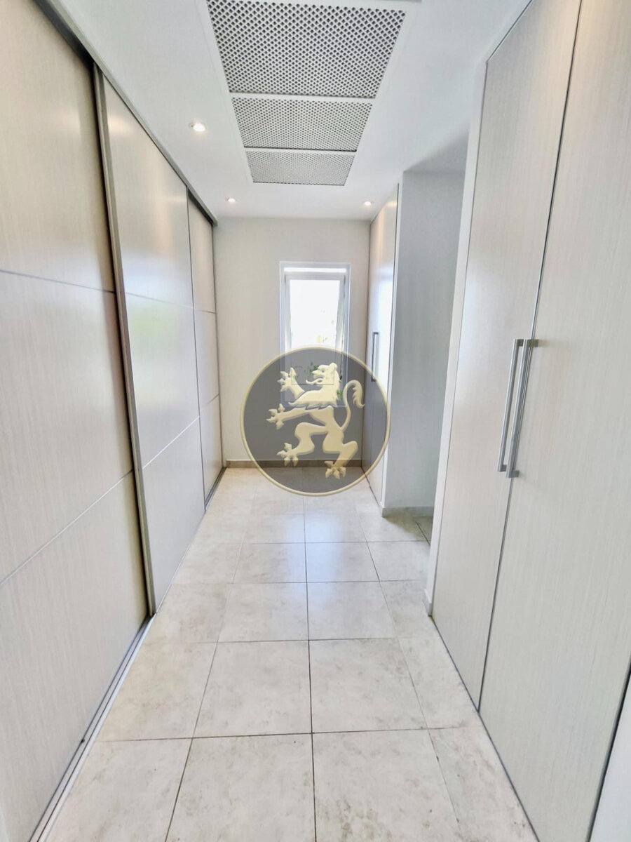 Luxurious Condo with Stunning Water Views