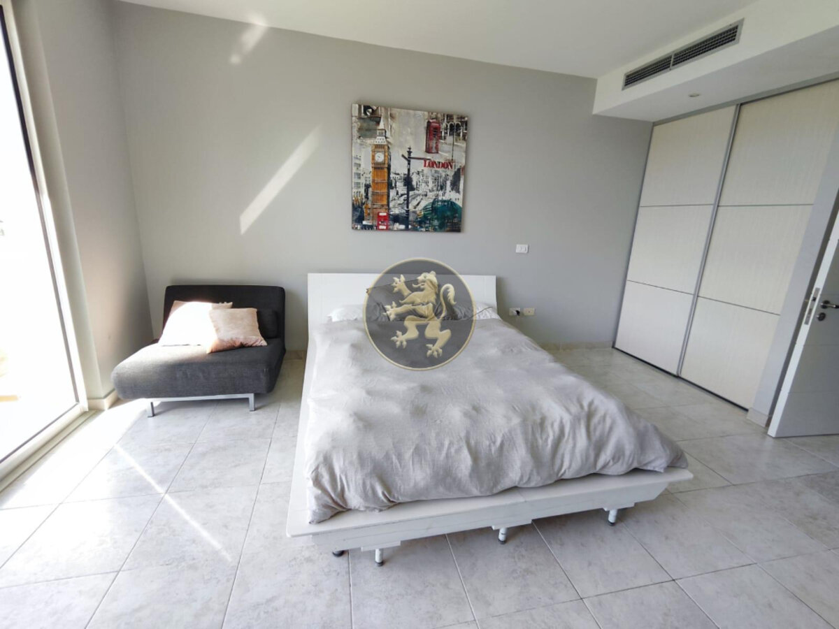 Luxurious Condo with Stunning Water Views