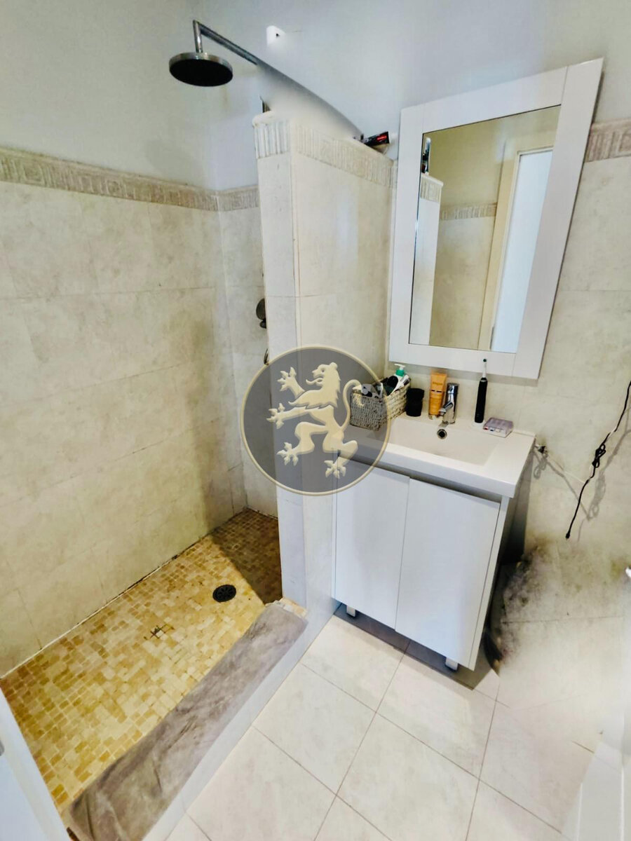 Luxurious Condo with Stunning Water Views