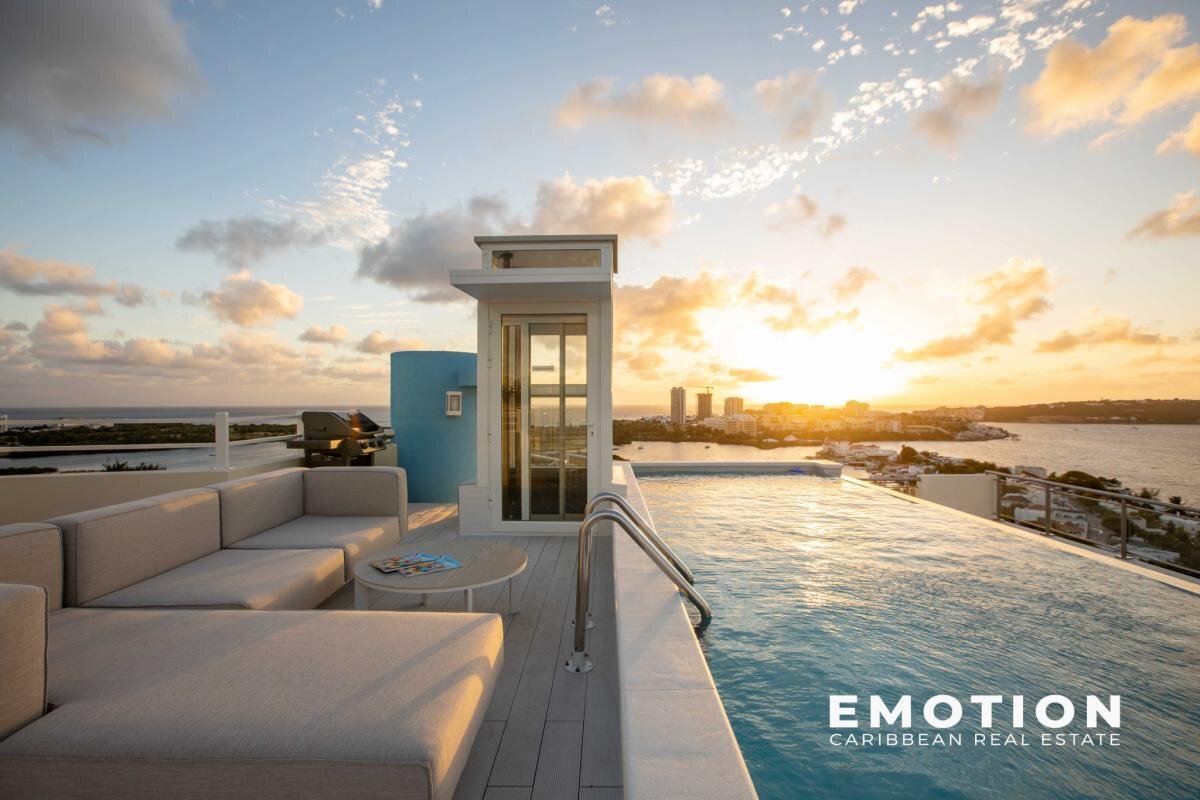 Penthouse - 360o Sea View