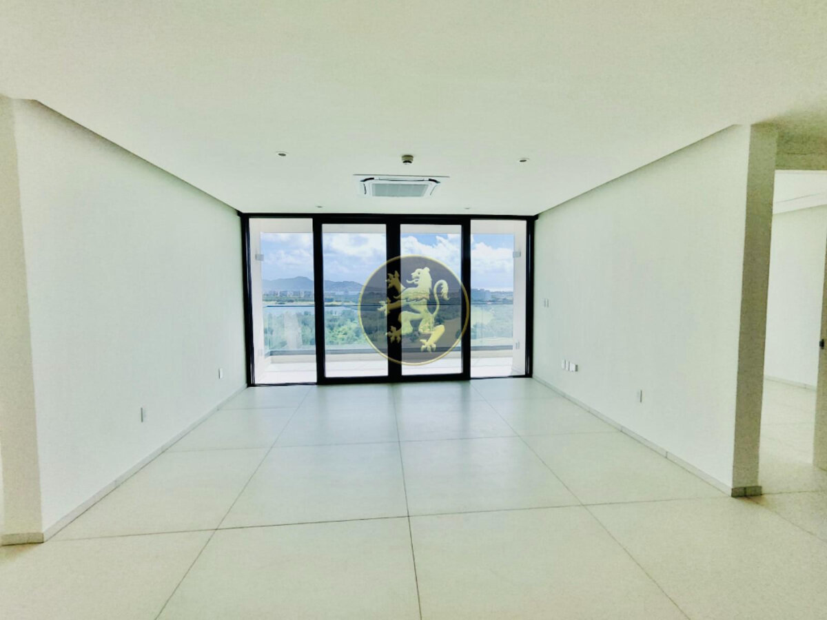 Discover Elegant Living in an Ocean-View Condo