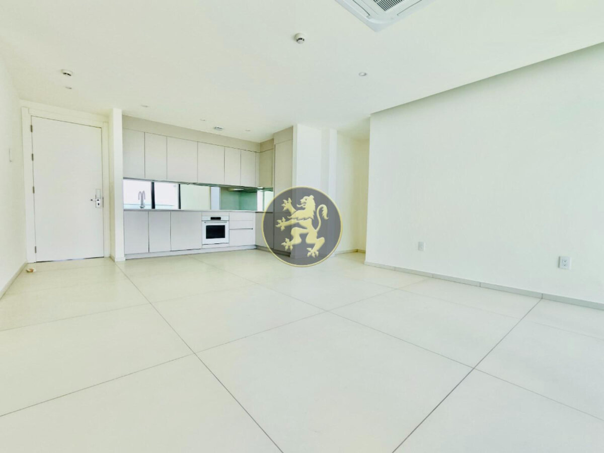 Discover Elegant Living in an Ocean-View Condo