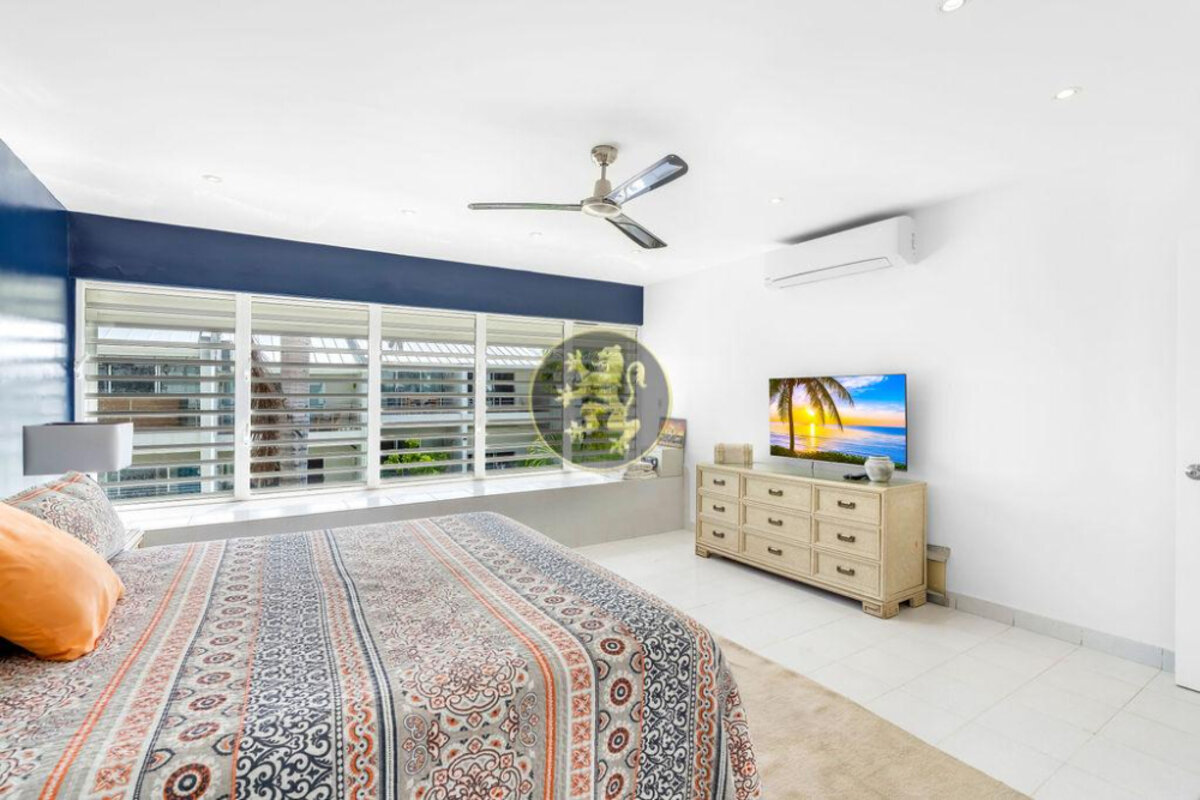 Oceanfront Luxury Awaits at Cupecoy Beach Club