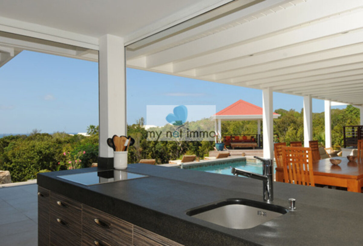 Villa 200M2 3 Ch + Piscine Terres Basses