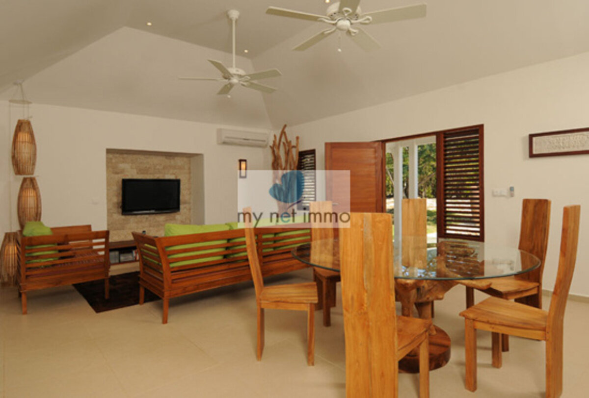 Villa 200M2 3 Ch + Piscine Terres Basses