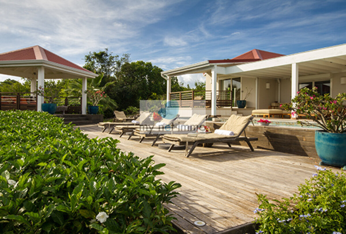 Villa 200M2 3 Ch + Piscine Terres Basses