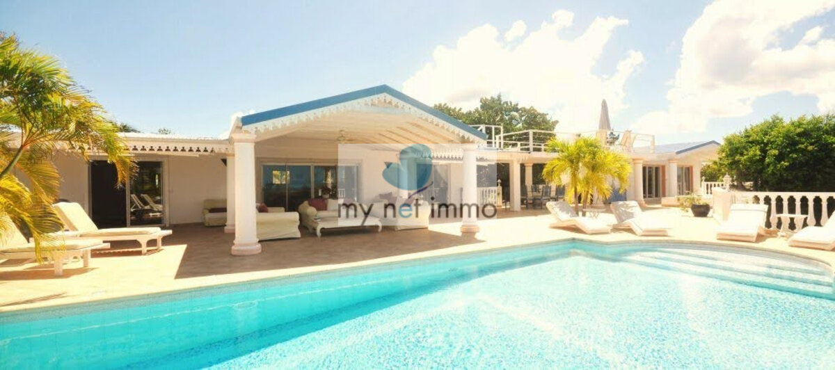 Villa With Sea View Terres Basses